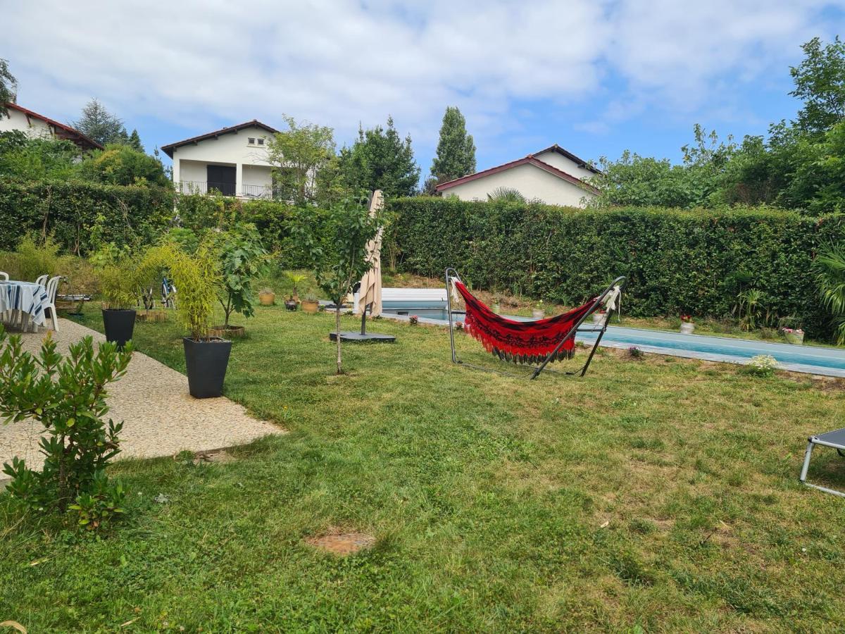 Appartement Avec Cuisine Et Grande Piscine Chauffee 앙다이 외부 사진