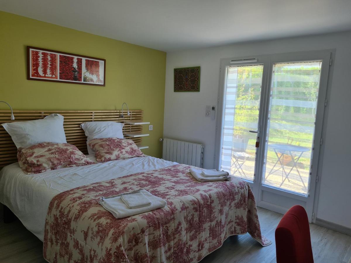 Appartement Avec Cuisine Et Grande Piscine Chauffee 앙다이 외부 사진